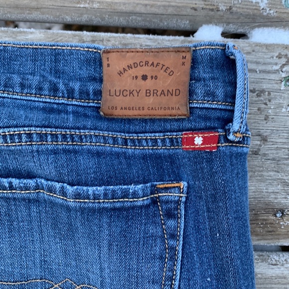Lucky Brand Sweet N Straight Jeans - Picture 10 of 11